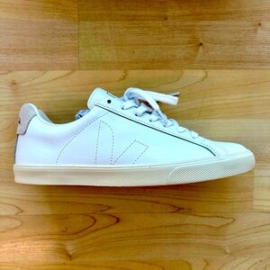 Veja Esplar | Esplar Leather | Color: Extra-White | Size: 40 EUR, 8.5 US
